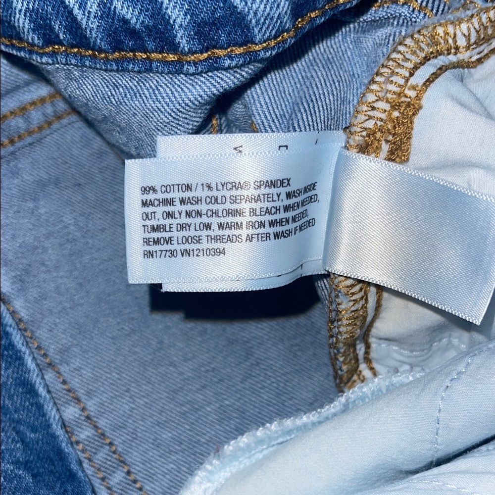 Universal Threads Highest Straight Angle Jeans Si… - image 4